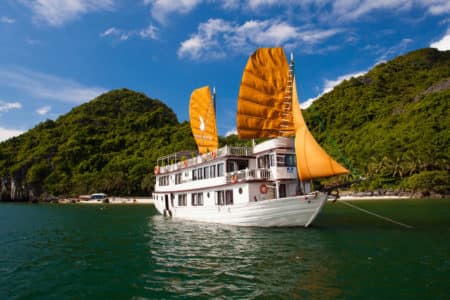 halong bay cruise route